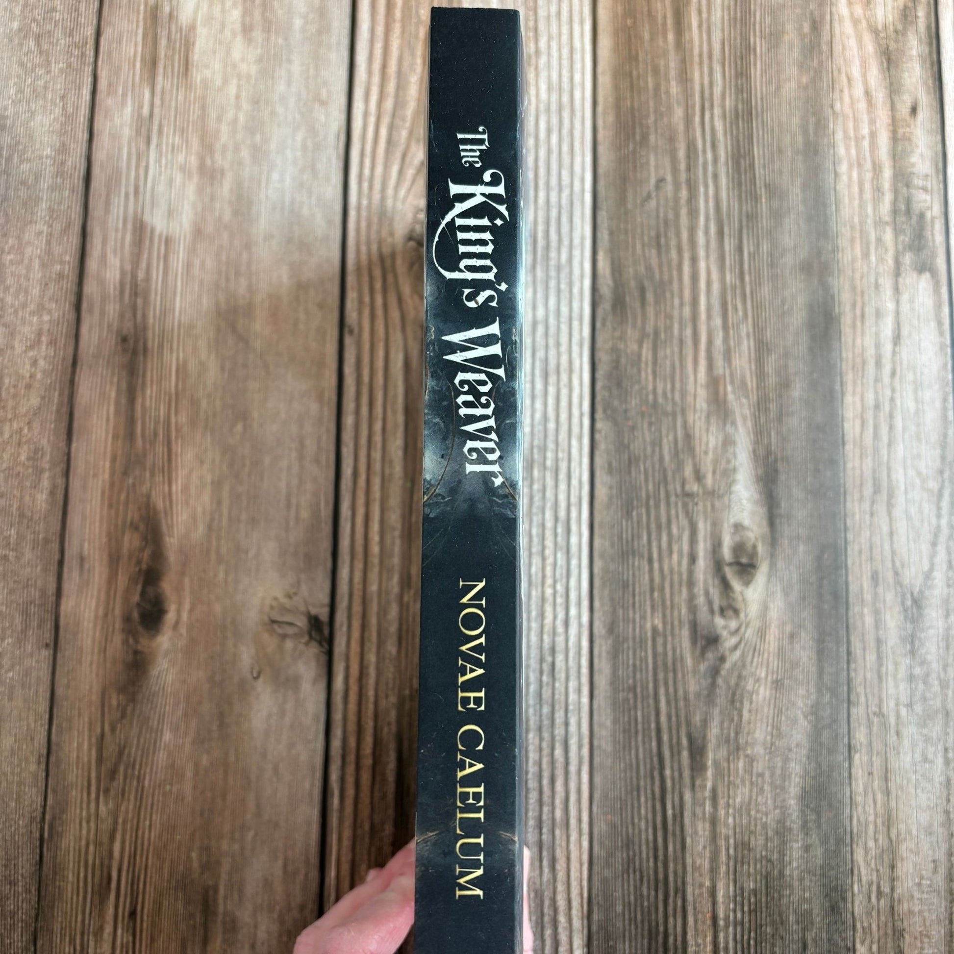 The King's Weaver (Spine Cover Paperback)