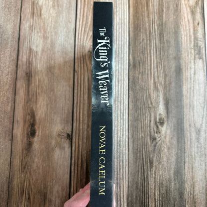 The King's Weaver ( Spine Cover Paperback )